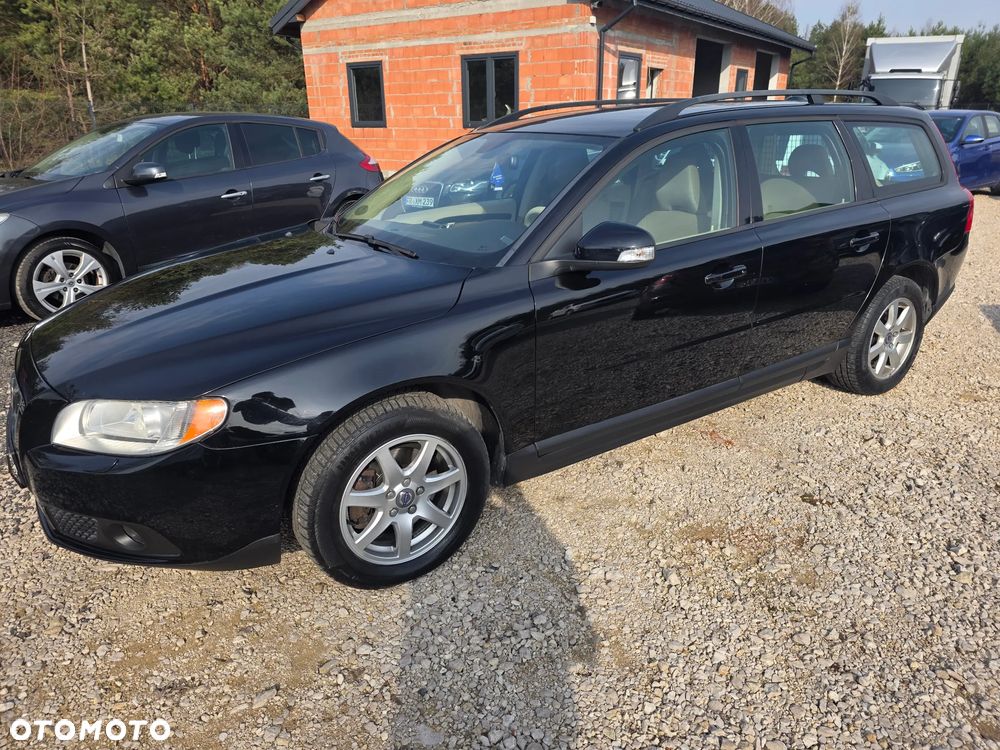 Volvo V70 2.0D Momentum - 19