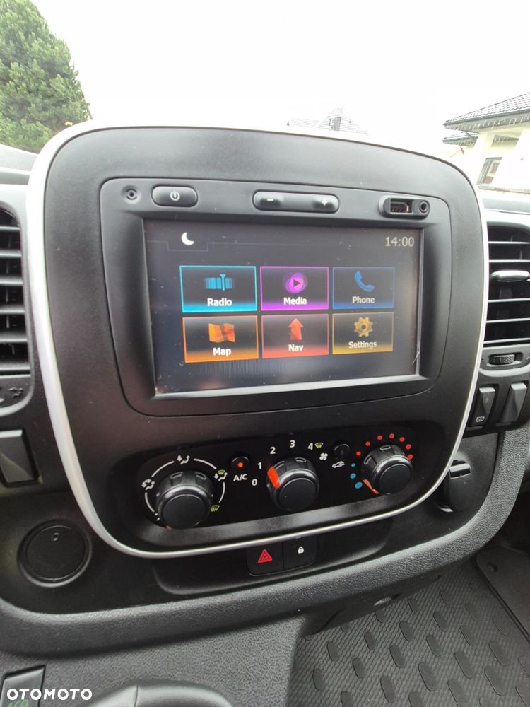 Renault Trafic Long 2016r 115Koni Nawi Kamera Klima Super stan 100% Bezwypadkowy - 22