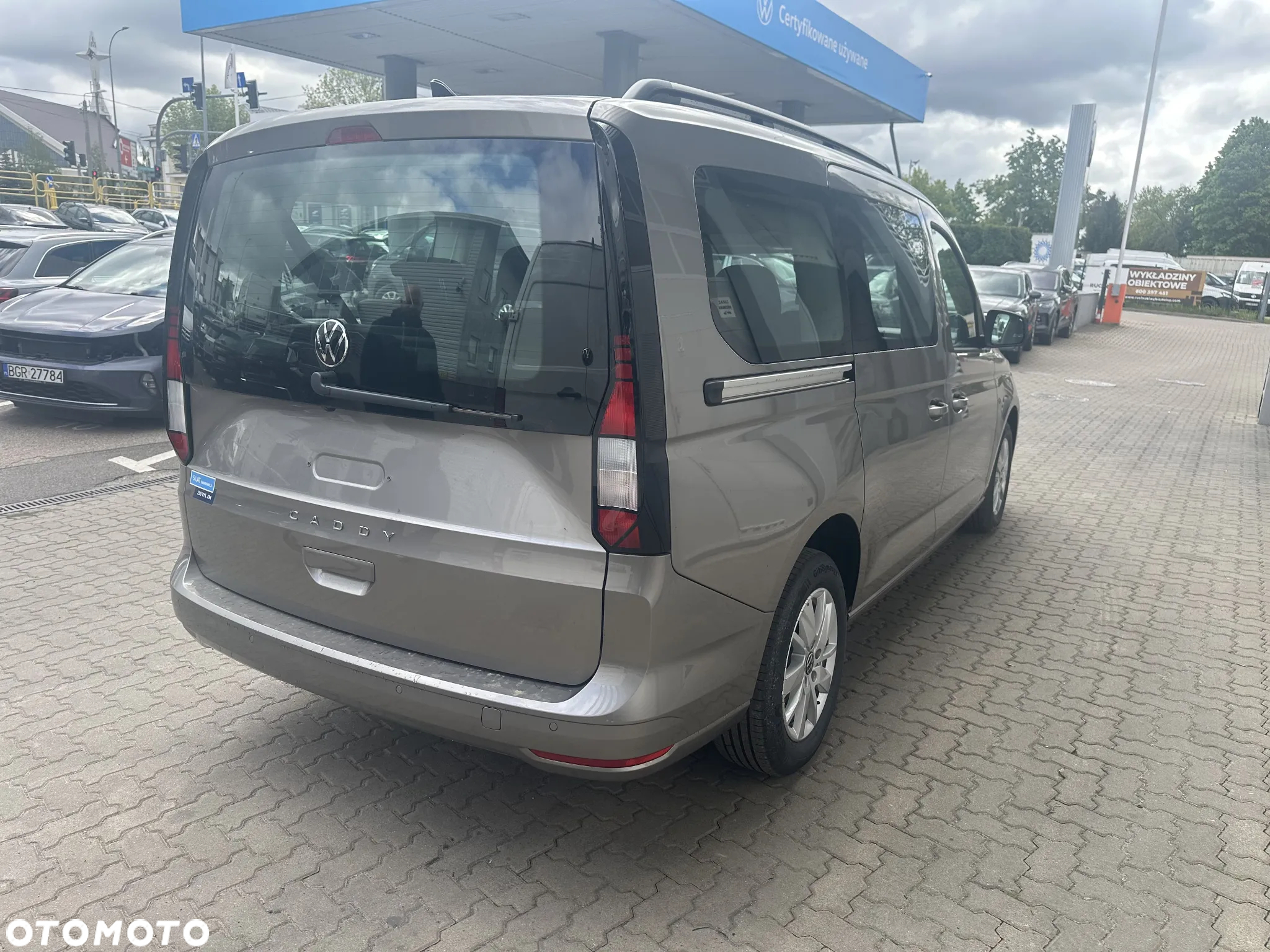 Volkswagen Caddy Maxi 2.0 TDI Life DSG - 5