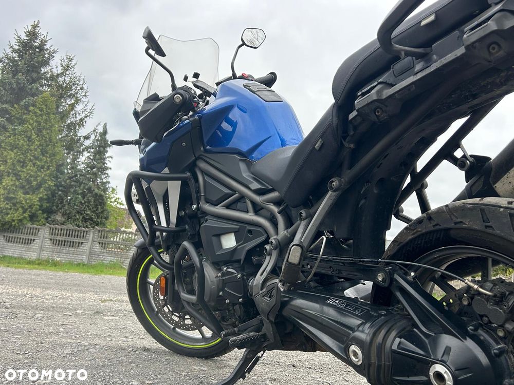 Triumph Tiger - 8