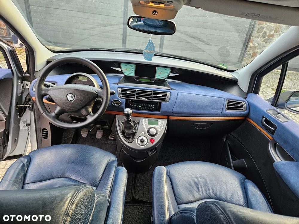 Lancia Phedra 2.2JTD 16V Emblema - 31