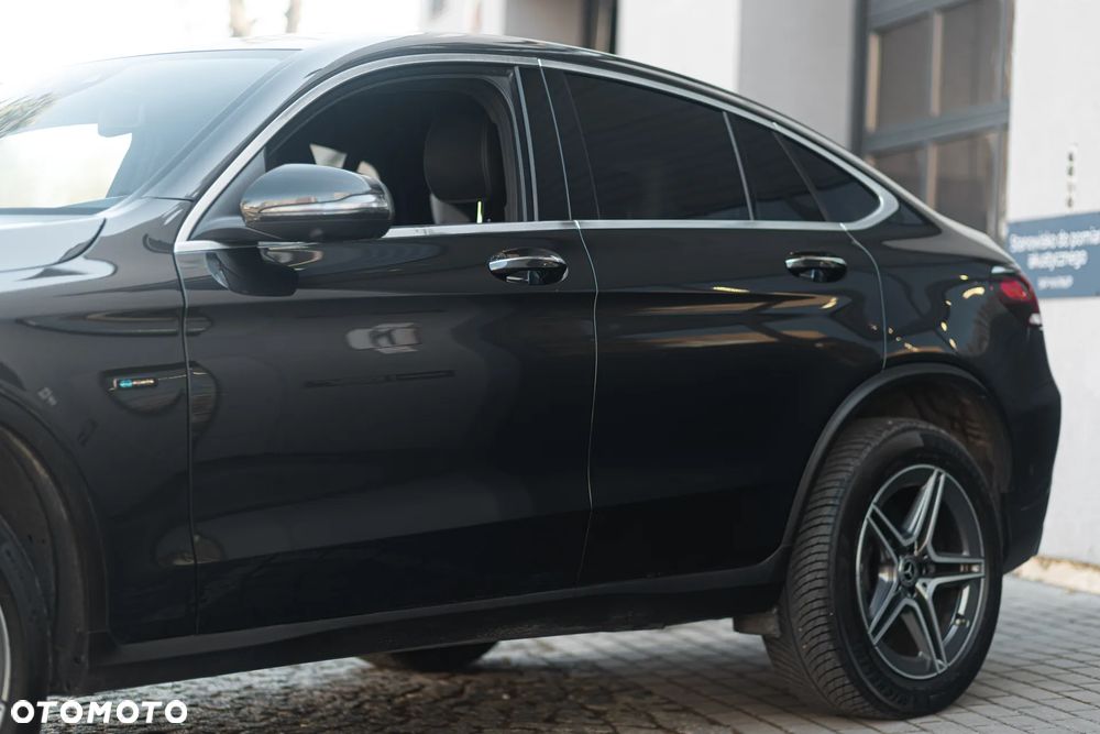 Mercedes-Benz GLC 300 de 4-Matic Business Edition - 10