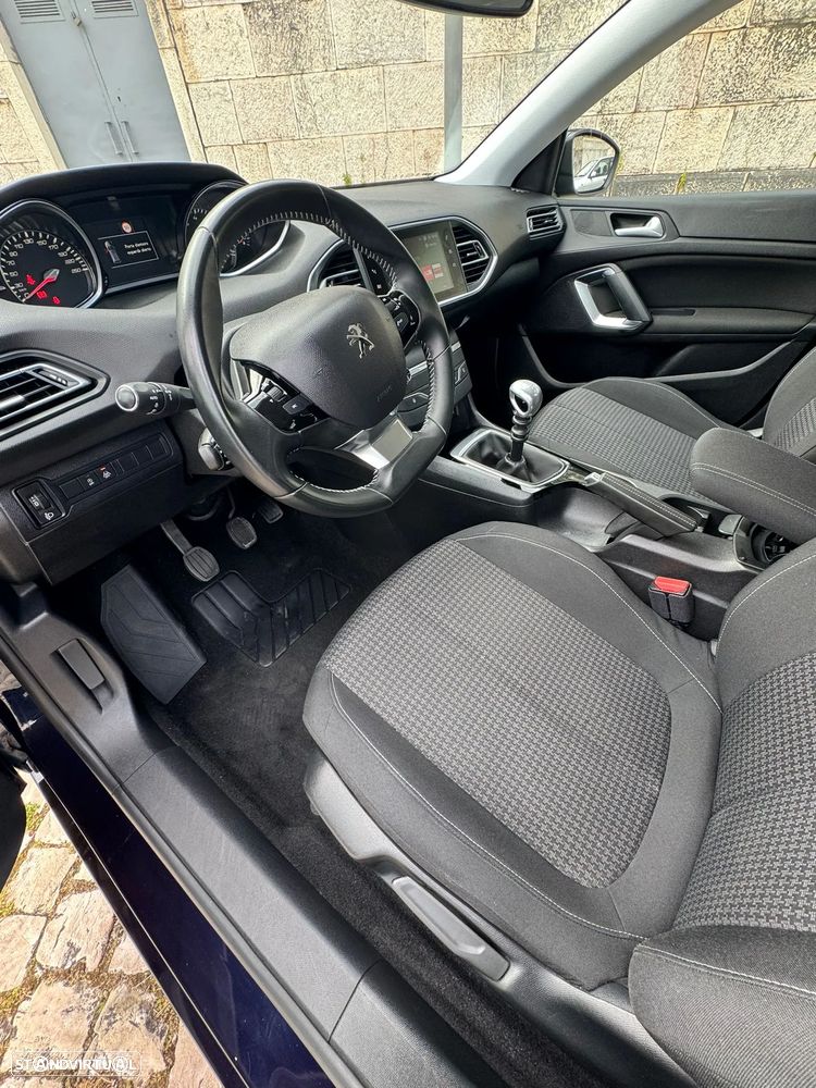 Peugeot 308 SW PureTech 130 GPF Stop & Start Allure - 15