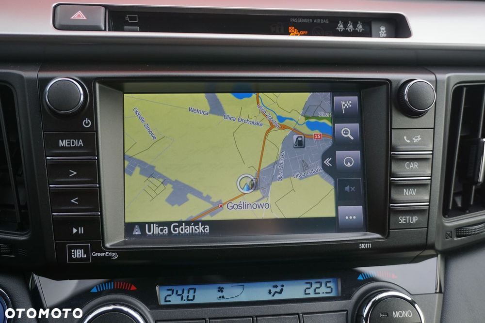 Toyota RAV4 Hybrid Selection 4x2 - 8