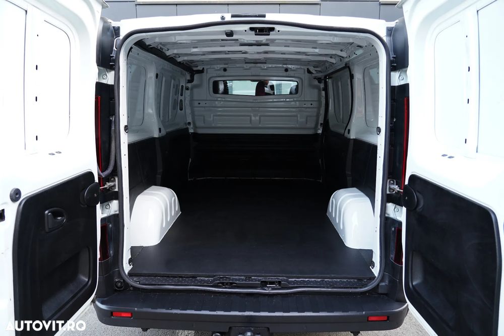 Renault Trafic Blue dCi 170 EDC Evolution - 8