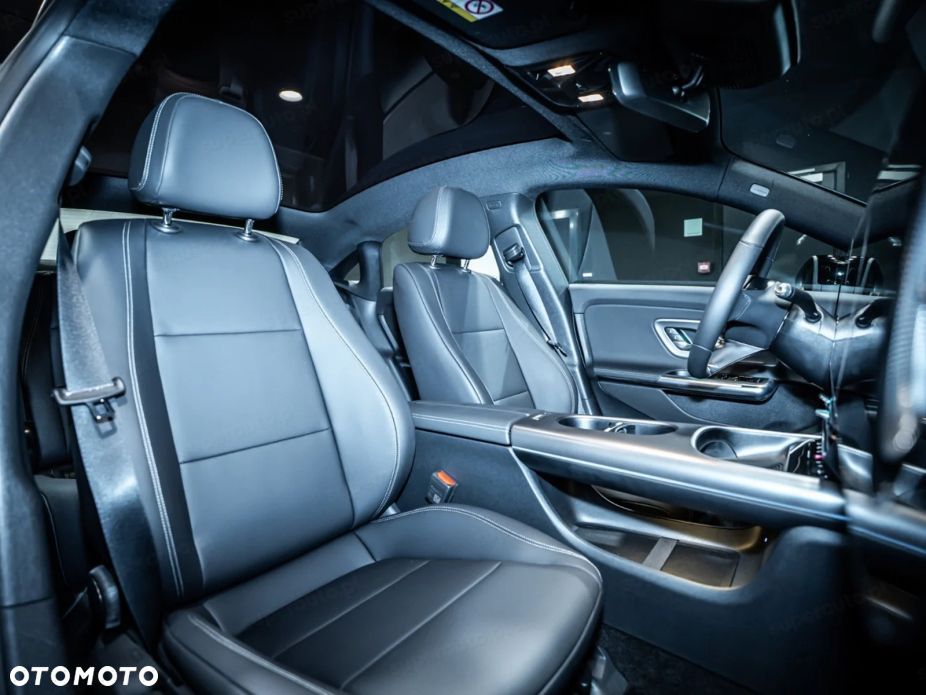 Mercedes-Benz CLA 200 mHEV 8G-DCT - 7