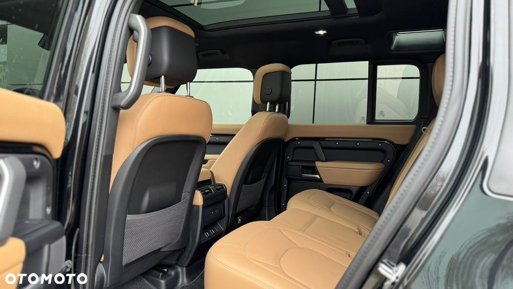 Land Rover Defender 5.0 P425 X-Dynamic HSE - 8