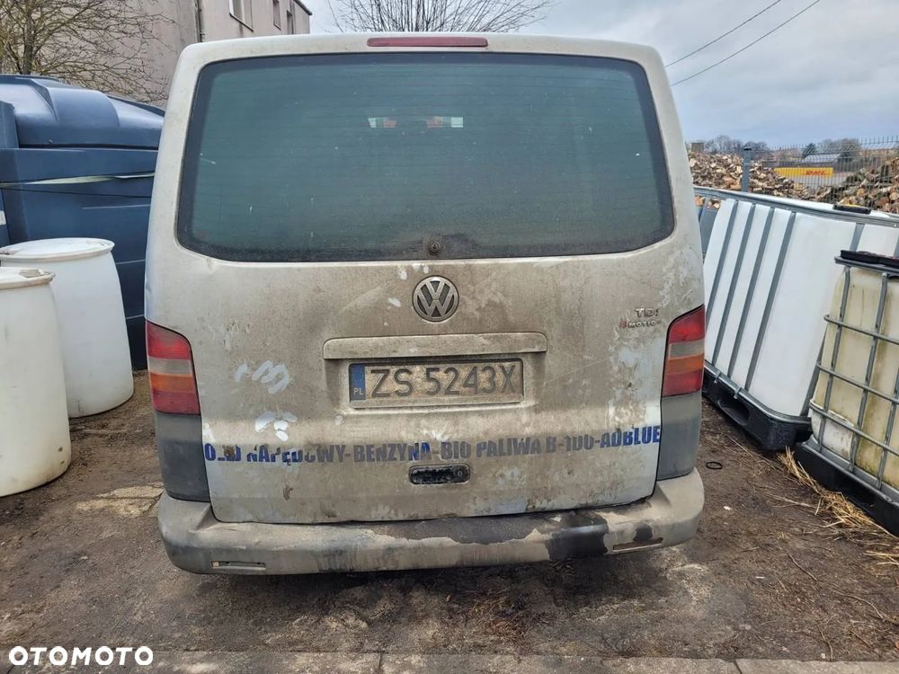 Volkswagen Transporter - 2