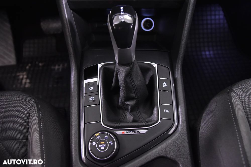 Volkswagen Tiguan - 18