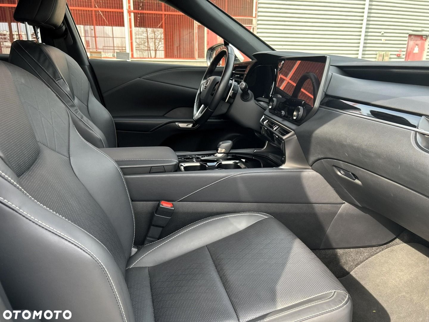 Lexus RX 350h Prestige - 11