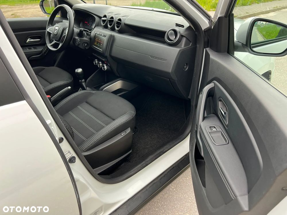 Dacia Duster 1.6 SCe Prestige - 8
