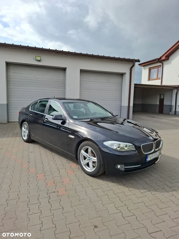 BMW Seria 5 520d Efficient Dynamics Edition - 3