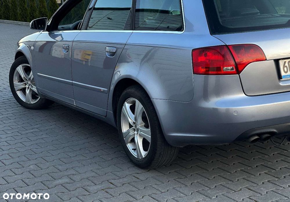 Audi A4 - 4
