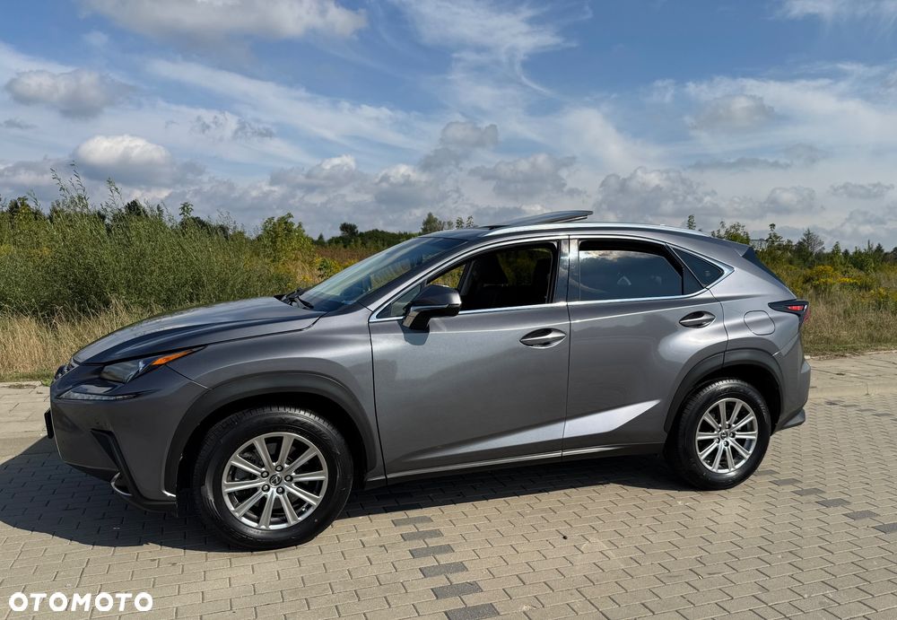Lexus NX 300 - 2