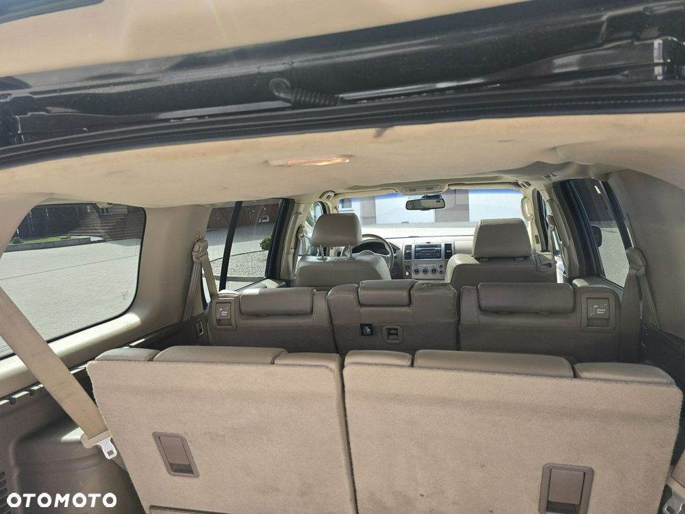 Nissan Pathfinder - 19