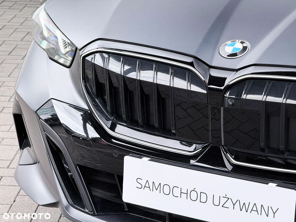 BMW Seria 5 520d xDrive - 7