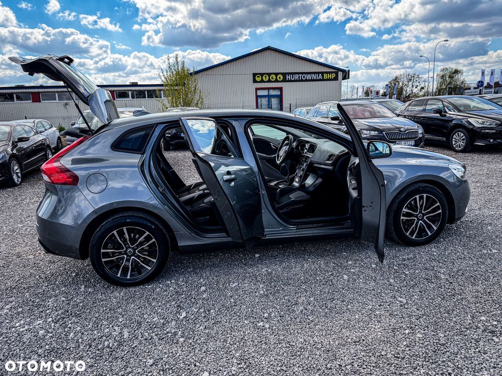 Volvo V40 D2 Drive-E Base - 18