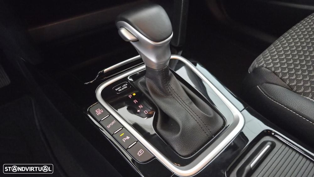 Kia XCeed 1.6 GDi PHEV Drive - 13