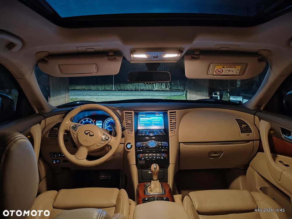 Infiniti QX70 3.0d S Premium - 9