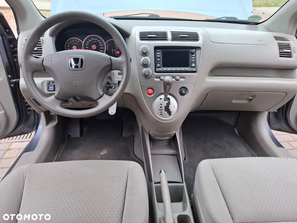 Honda Civic 1.6i ES - 10