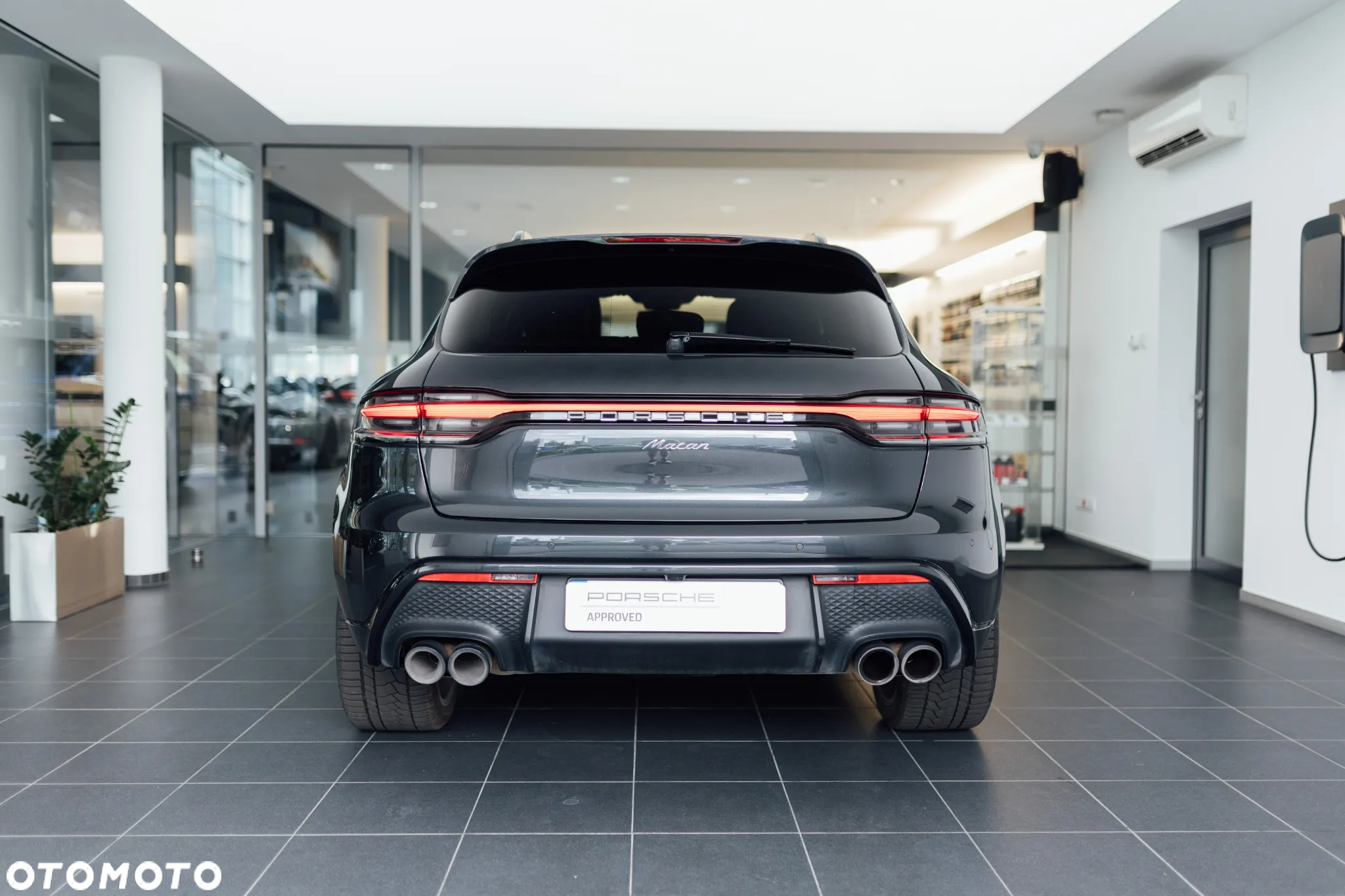 Porsche Macan Standard - 11
