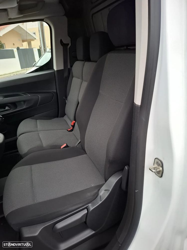 Peugeot Partener  1.5 Blue HDI Pro Standard 3 lugares - 21