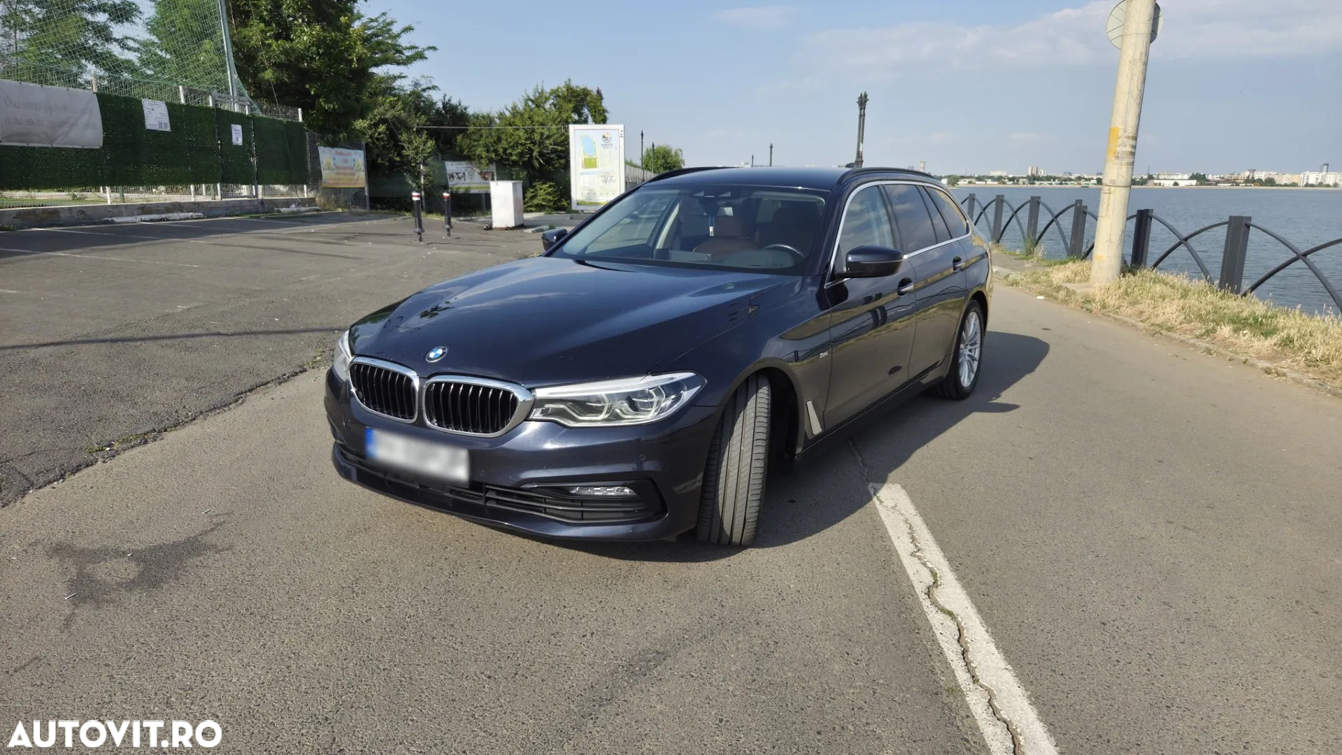 BMW Seria 5 525d Touring Aut. Sport Line - 4