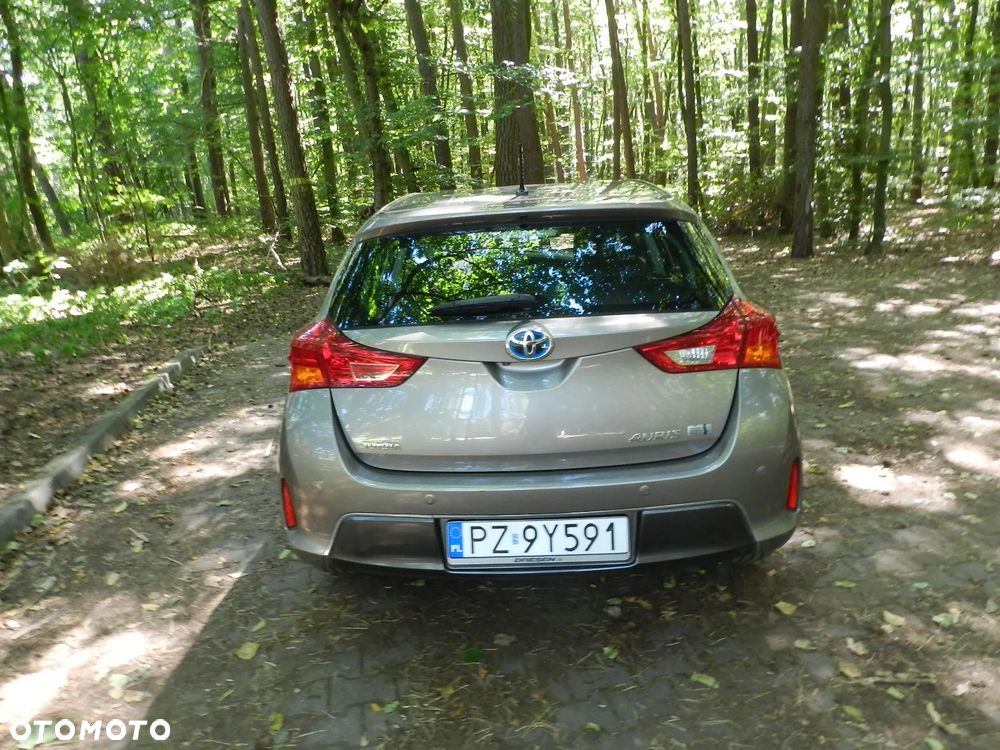Toyota Auris 1.8 HSD Luna - 20