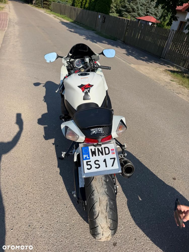 Suzuki GSX-R - 8