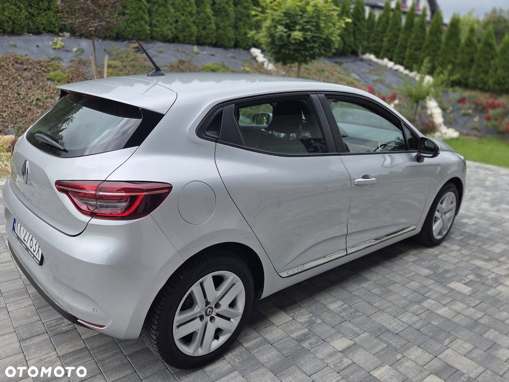 Renault Clio - 37