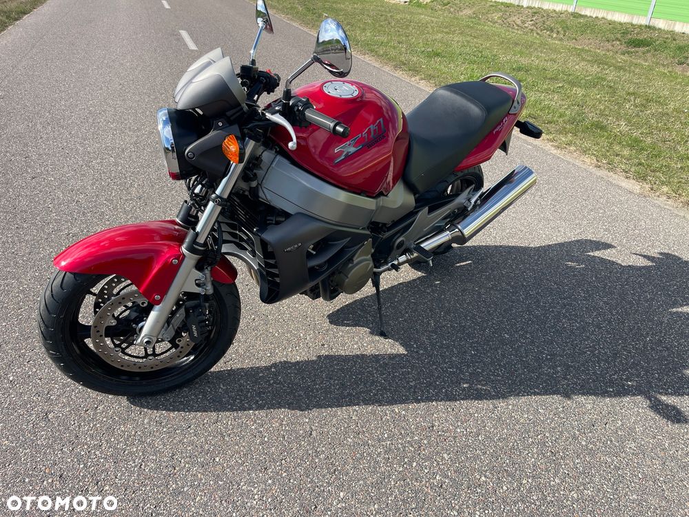 Honda X11 - 30