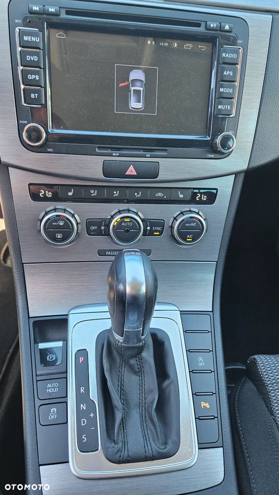 Volkswagen Passat 2.0 TDI DSG BlueMotion Technology Highline - 13