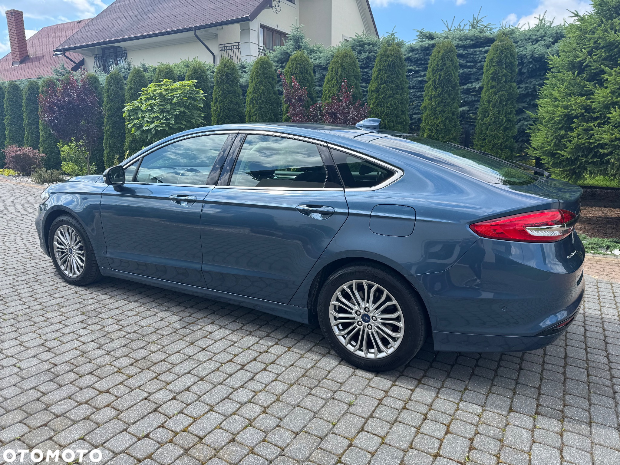 Ford Mondeo 2.0 EcoBlue Titanium - 13