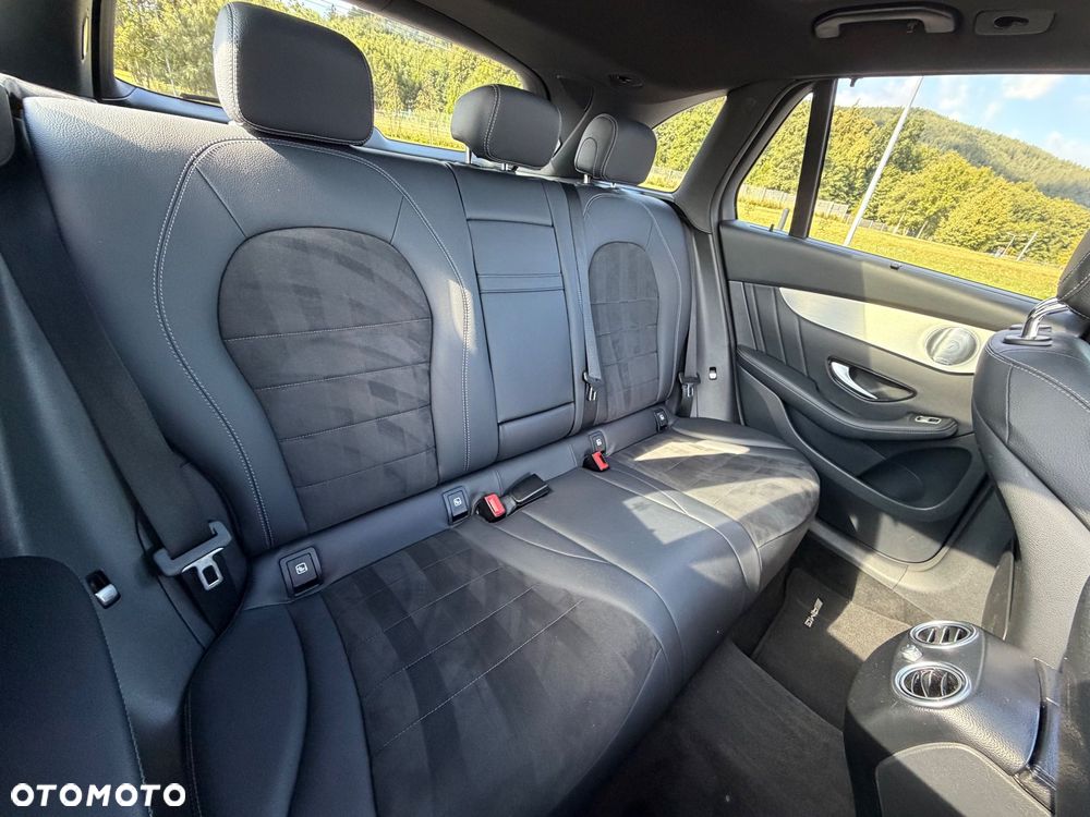 Mercedes-Benz GLC - 6
