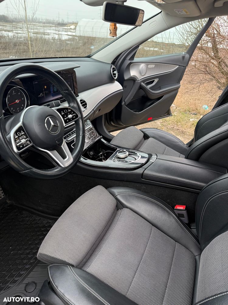Mercedes-Benz E 200 d 9G-TRONIC - 11