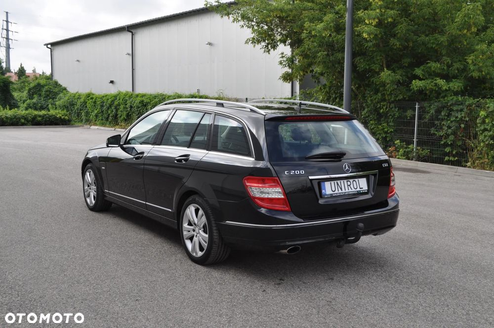 Mercedes-Benz Klasa C 200 CGI Automatik BlueEFFICIENCY Avantgarde - 10