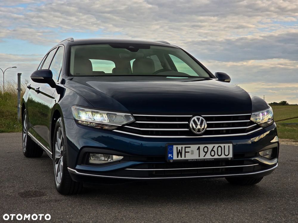 Volkswagen Passat Variant 2.0 TDI EVO Elegance DSG - 14