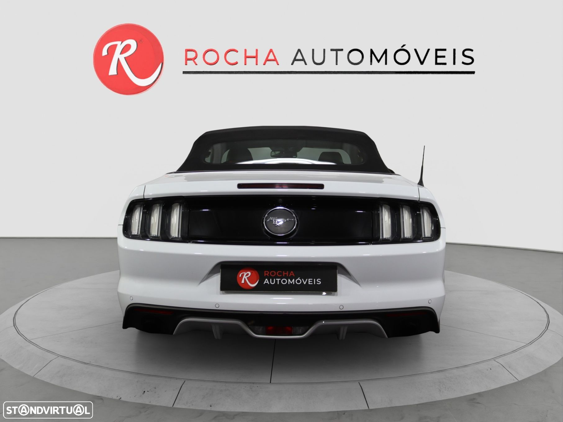 Ford Mustang - 9
