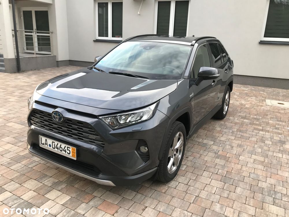 Toyota RAV4 - 1