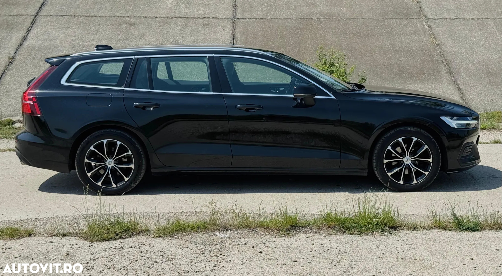Volvo V60 D4 Geartronic Momentum Pro - 3