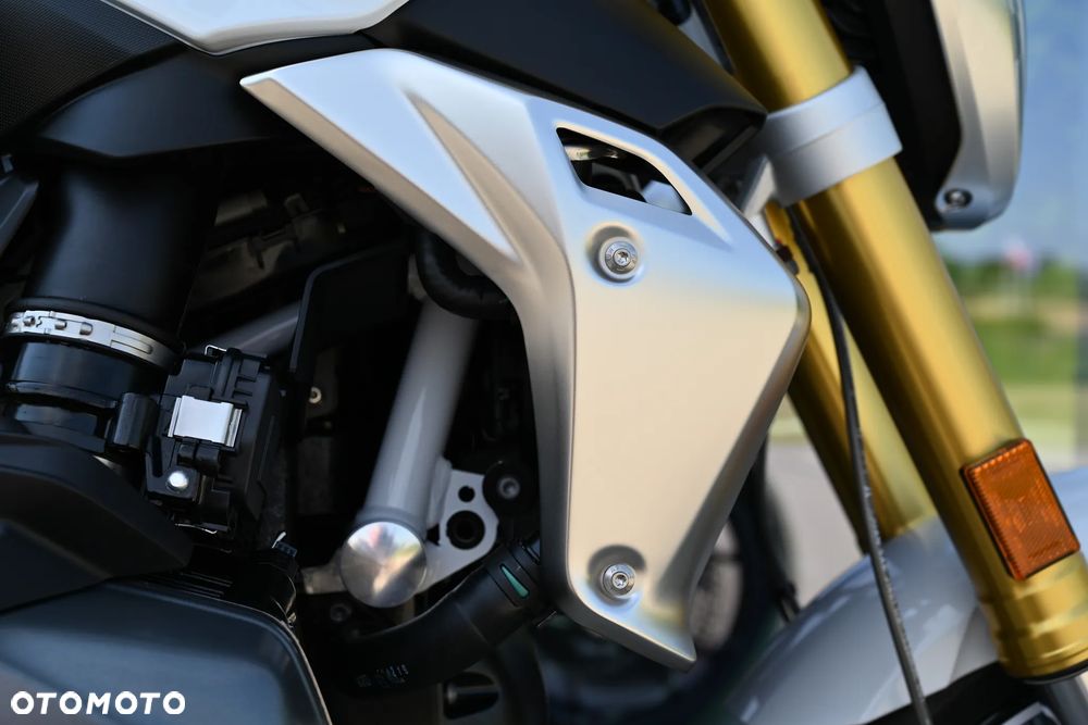BMW R - 32