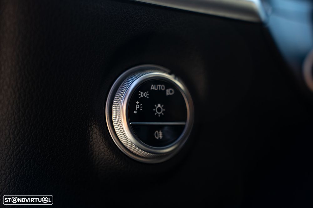 Mercedes-Benz C 180 9G-TRONIC Avantgarde Advanced - 15