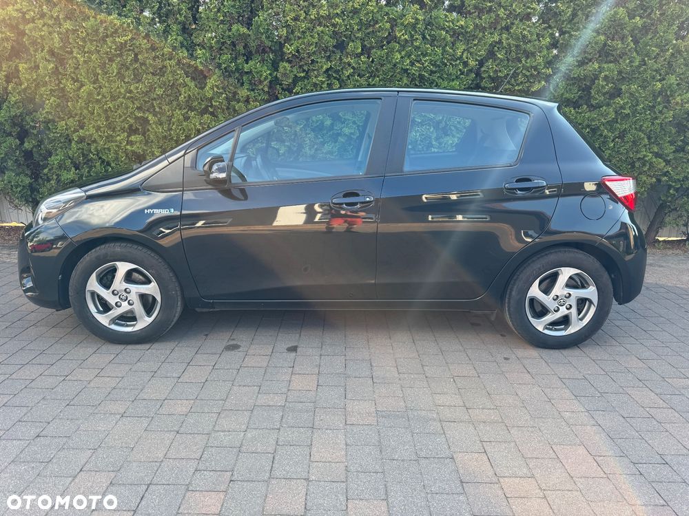 Toyota Yaris - 25