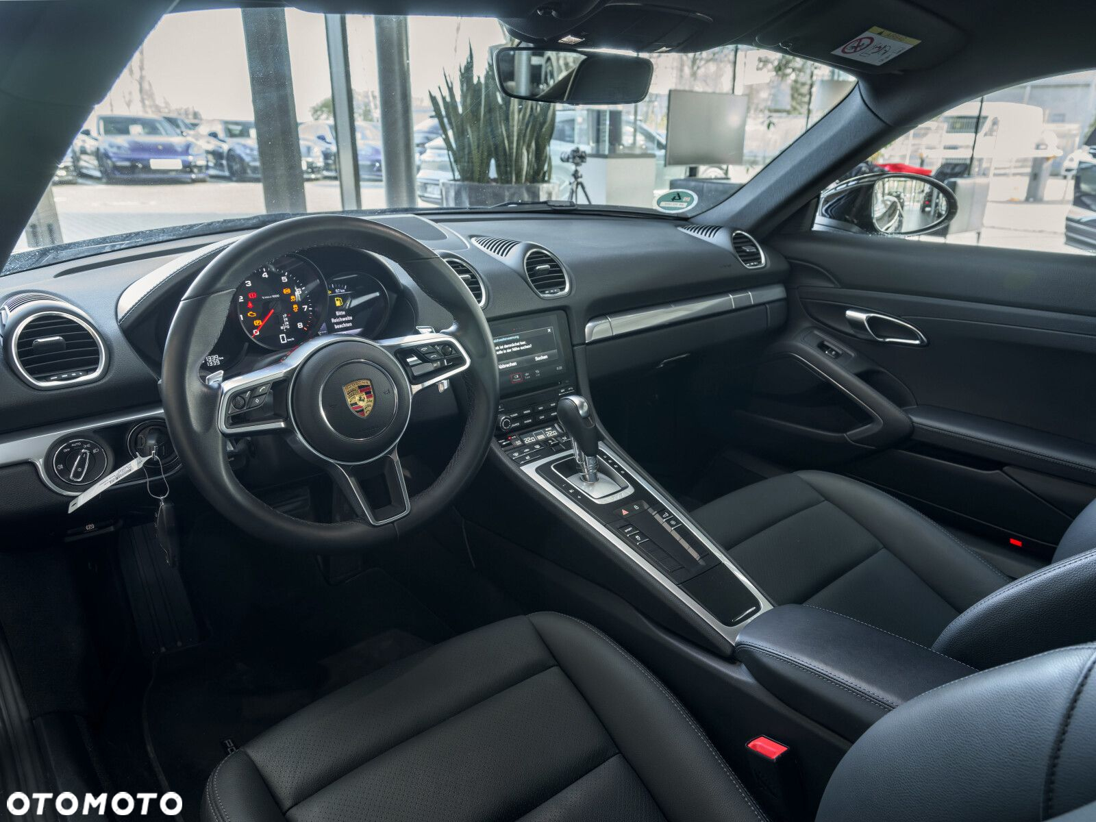 Porsche 718 Cayman - 7
