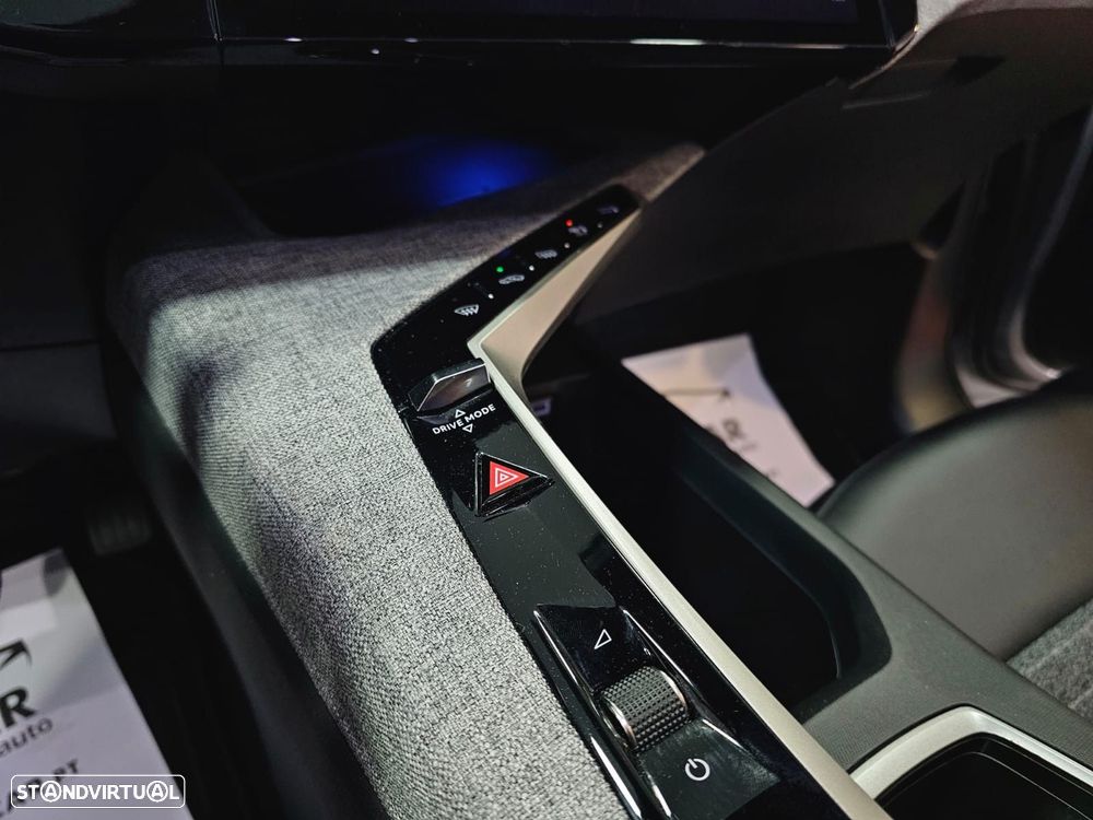 Peugeot 3008 1.2 Hybrid Allure e-DCS6 - 20
