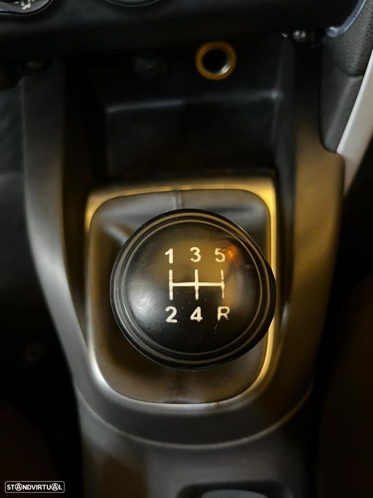 Citroën DS4 1.6 HDi Chic - 24