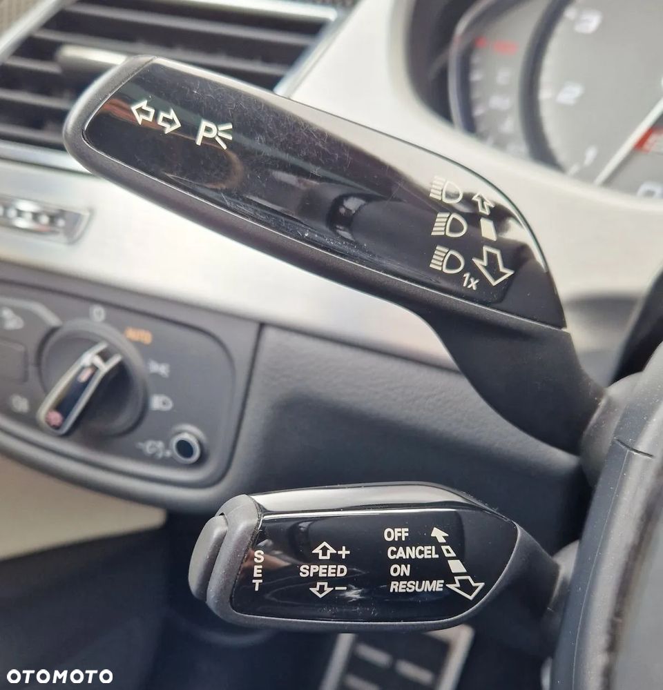 Audi S8 Plus 4.0 TFSI Quattro - 24