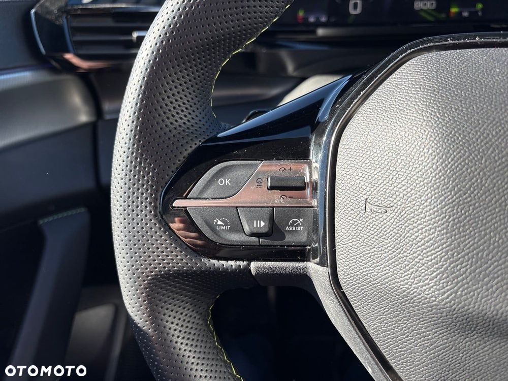 Peugeot 308 - 13