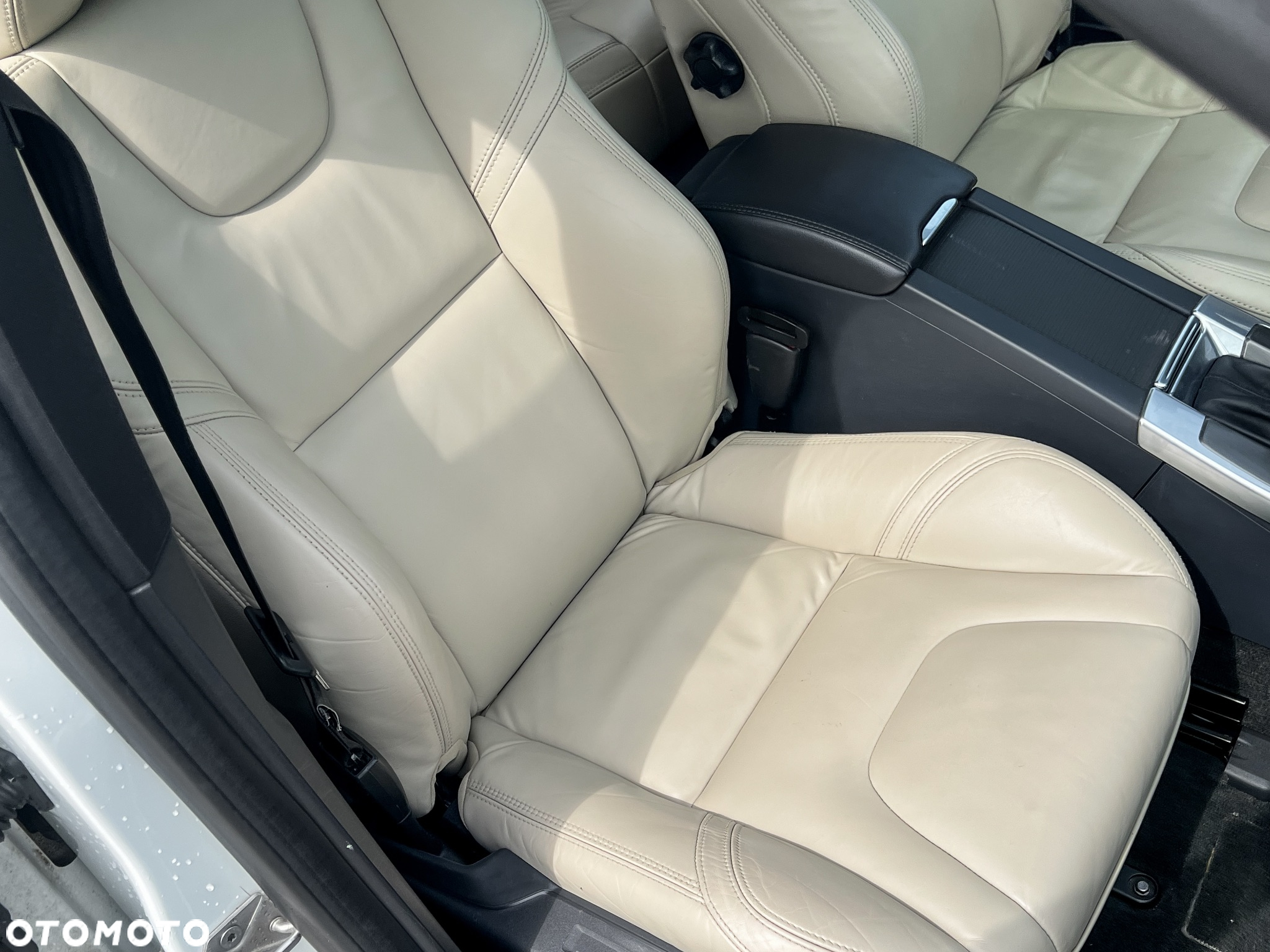Volvo XC 60 D5 AWD Summum - 30