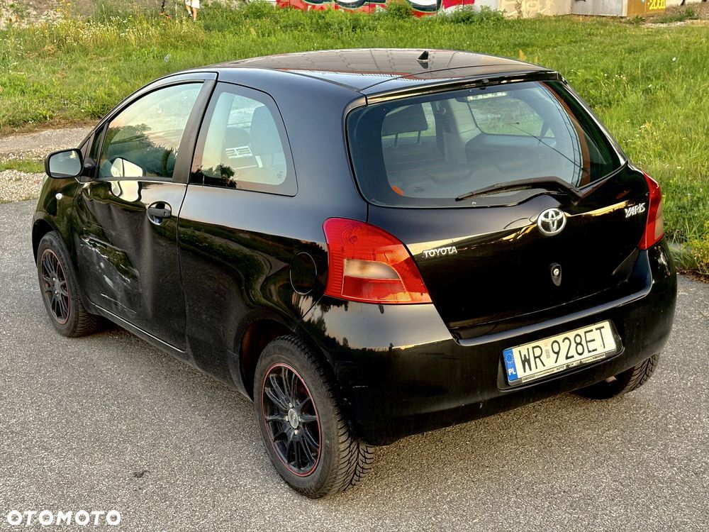 Toyota Yaris - 6